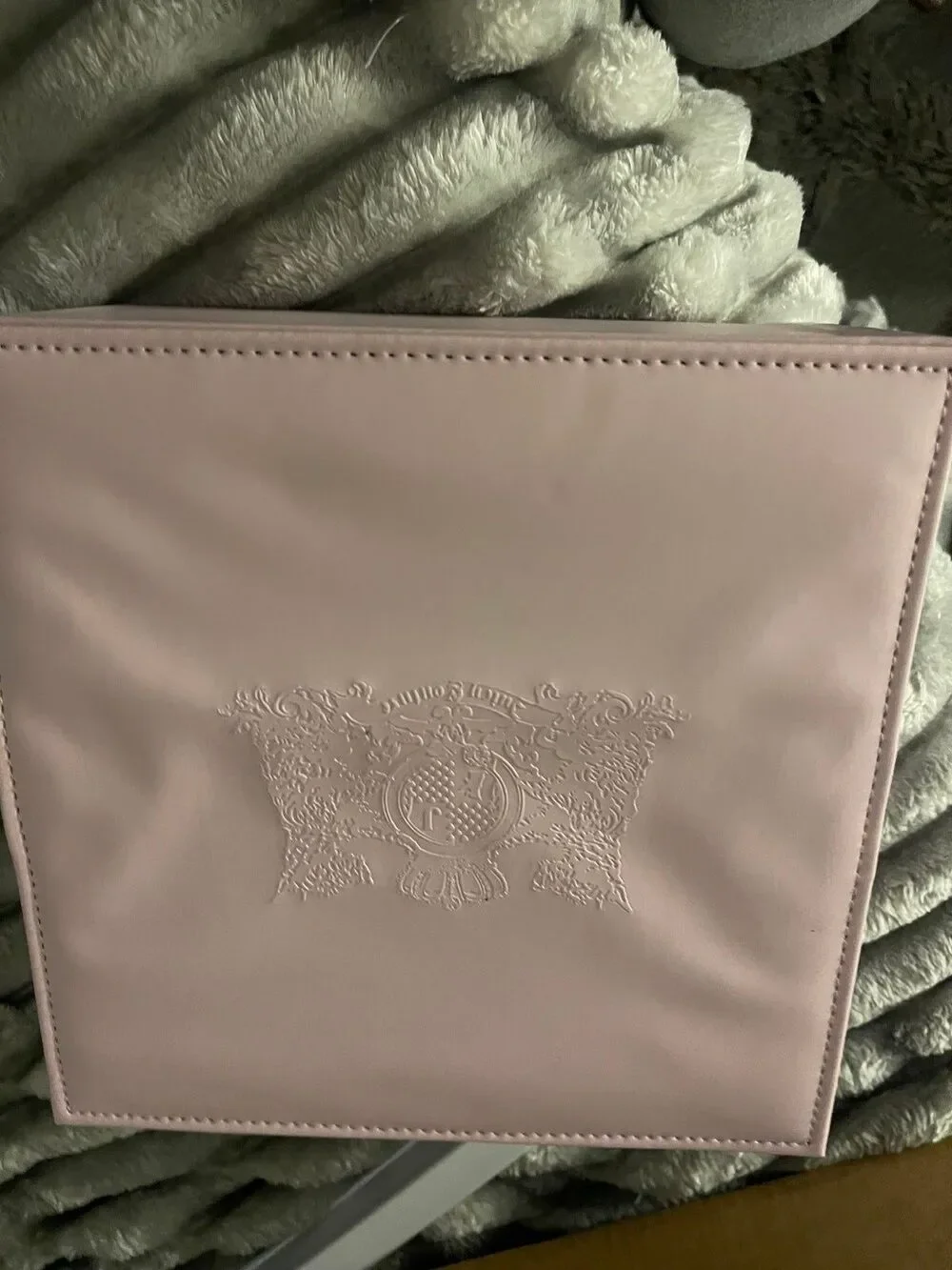 Og vintage juicy couture Limited Edition Pink jewelry/makeup box